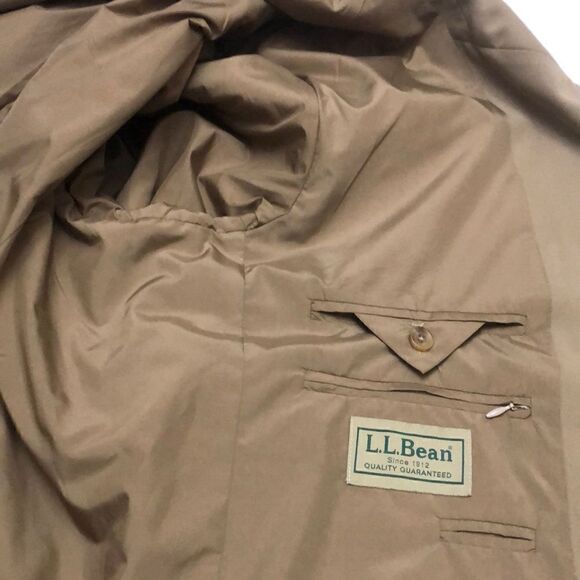 LL bean mens coat/ jacket. Size 48R - Picture 8 of 13